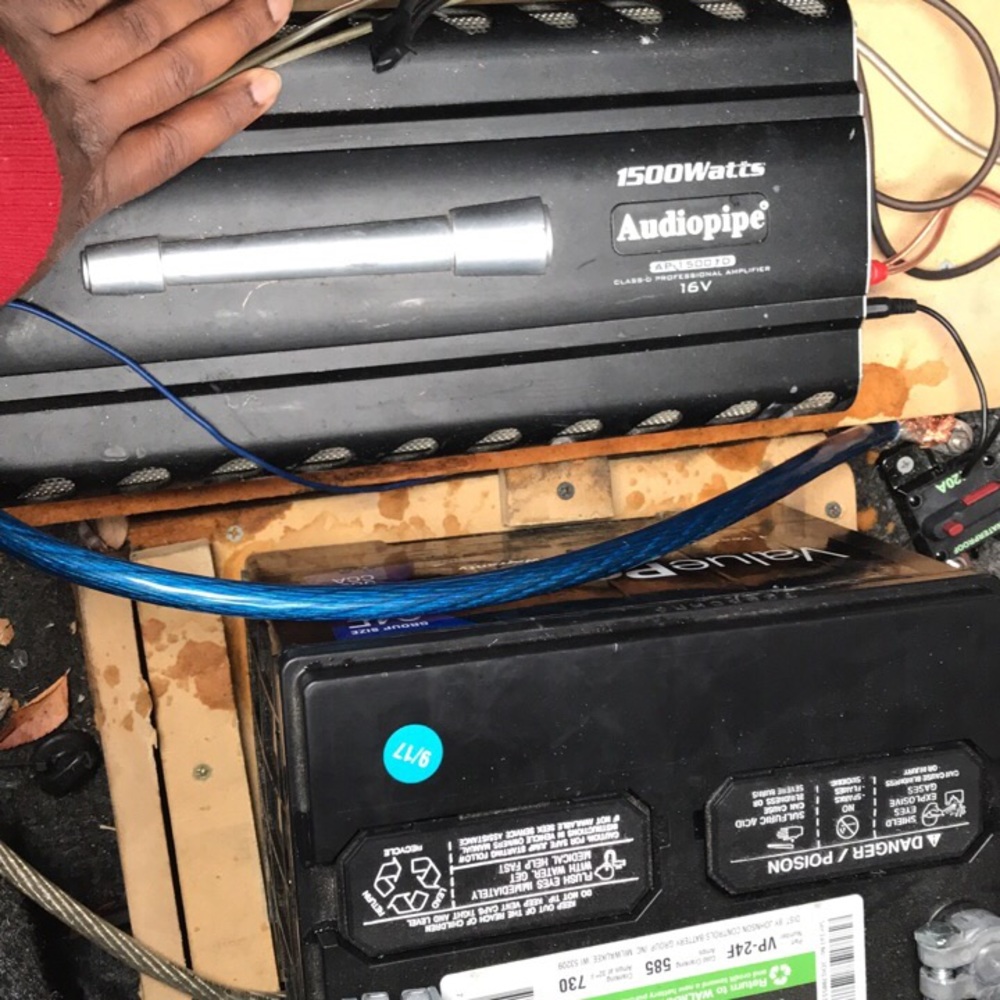 Audiopipe 1500 class D